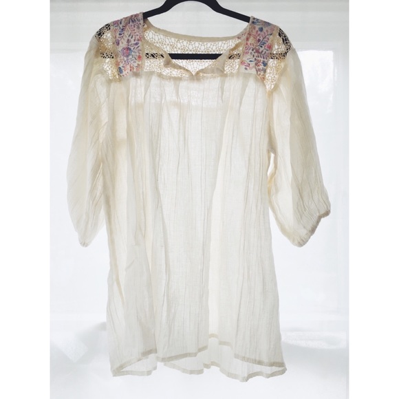 Vintage Tops - vintage peasant blouse